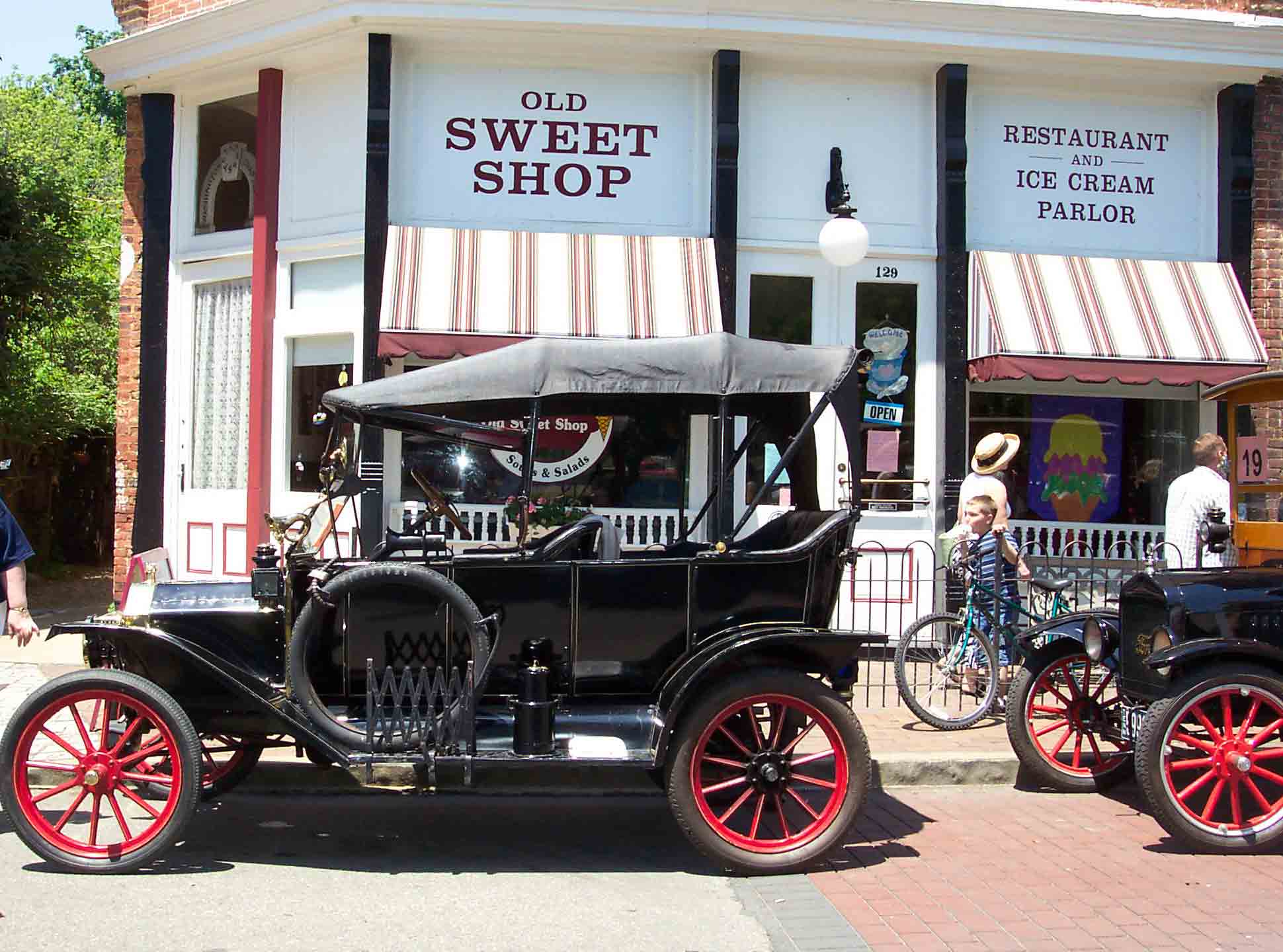 downtownweb_1840b_edited-1.jpg