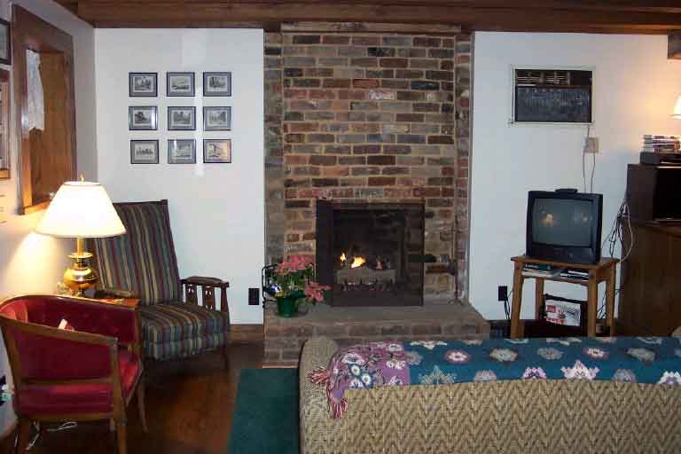 fireplace_small.jpg